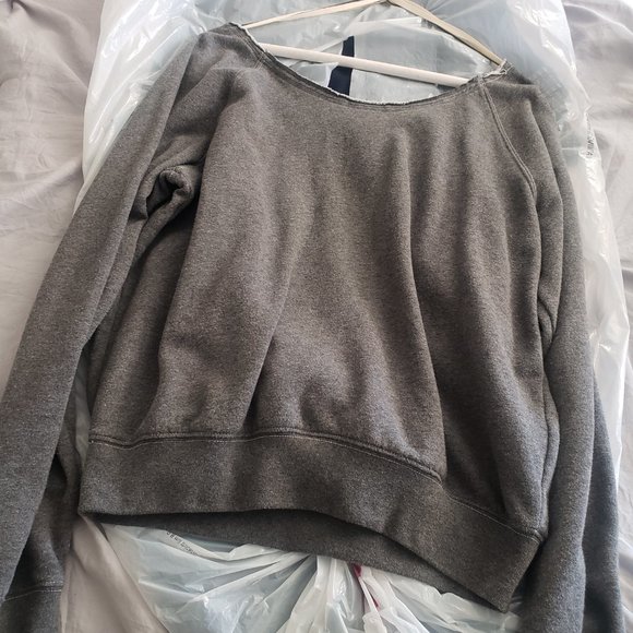 Victoria secret sweatshirt - Picture 2 of 4